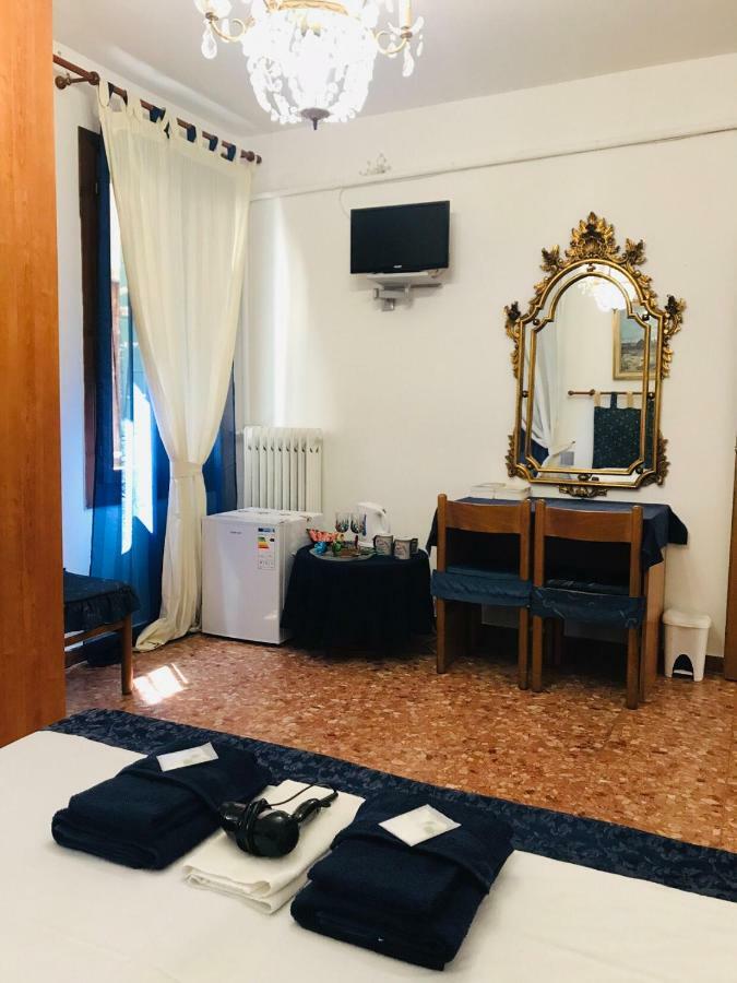 Venice Rainbow Hotel Luaran gambar