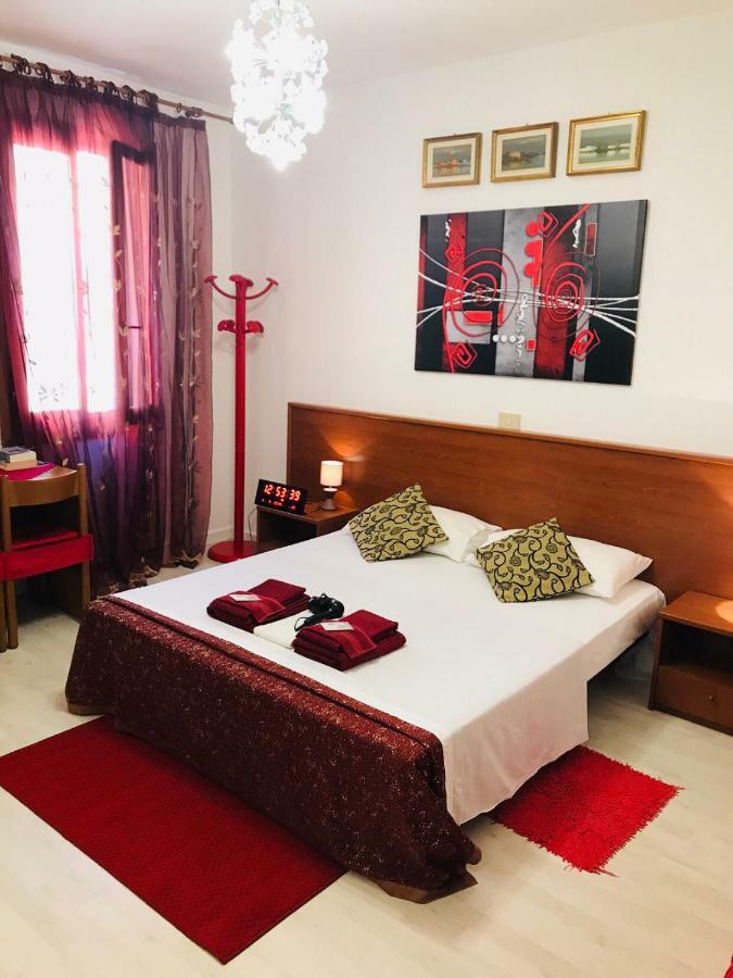 Venice Rainbow Hotel Luaran gambar